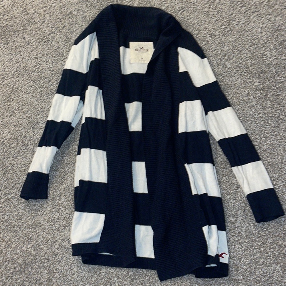 Hollister Cardigan